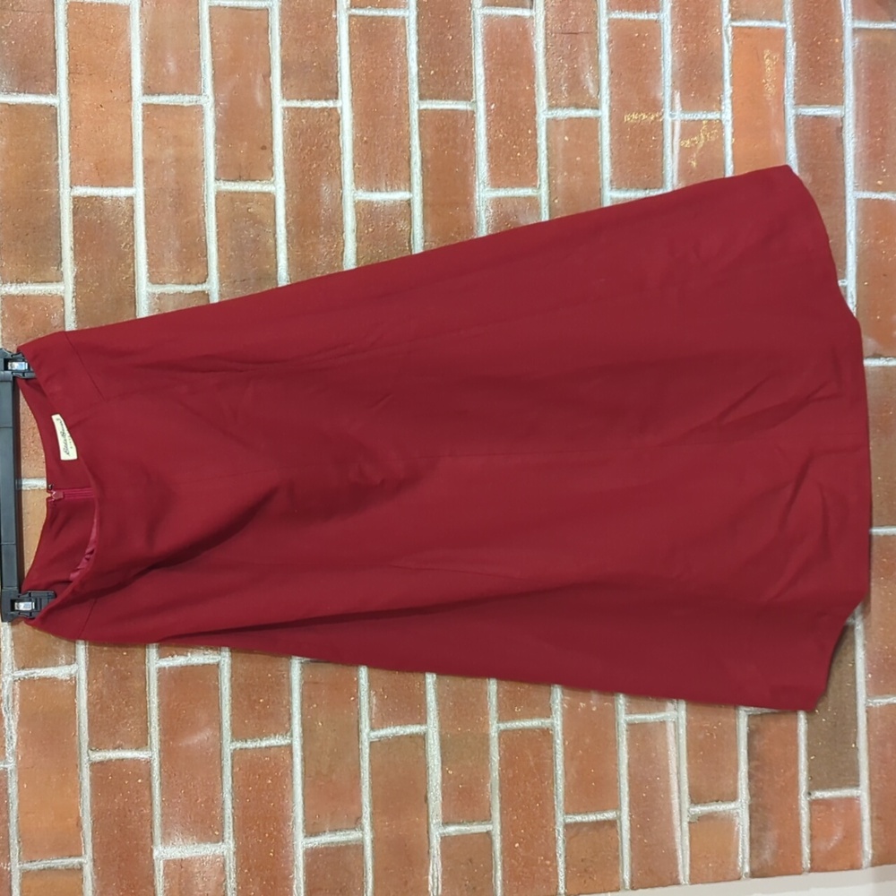 Eddie Bauer Wool Skirt, Red Long Zip-Back Women's size 10